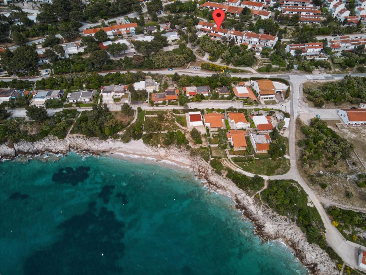 Miholascica Apartment Mateo מראה חיצוני תמונה